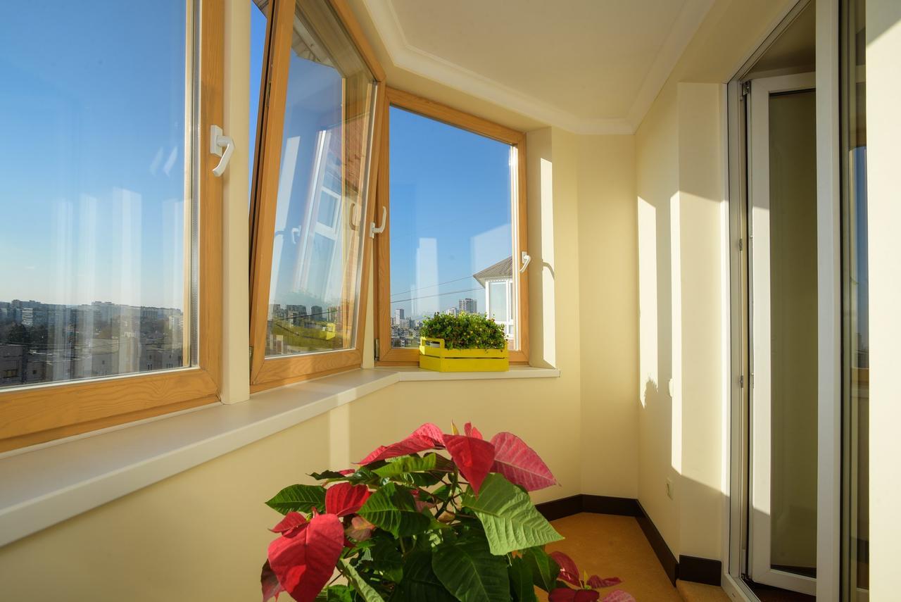 Aparthotel On Klinichna St. Киев Экстерьер фото